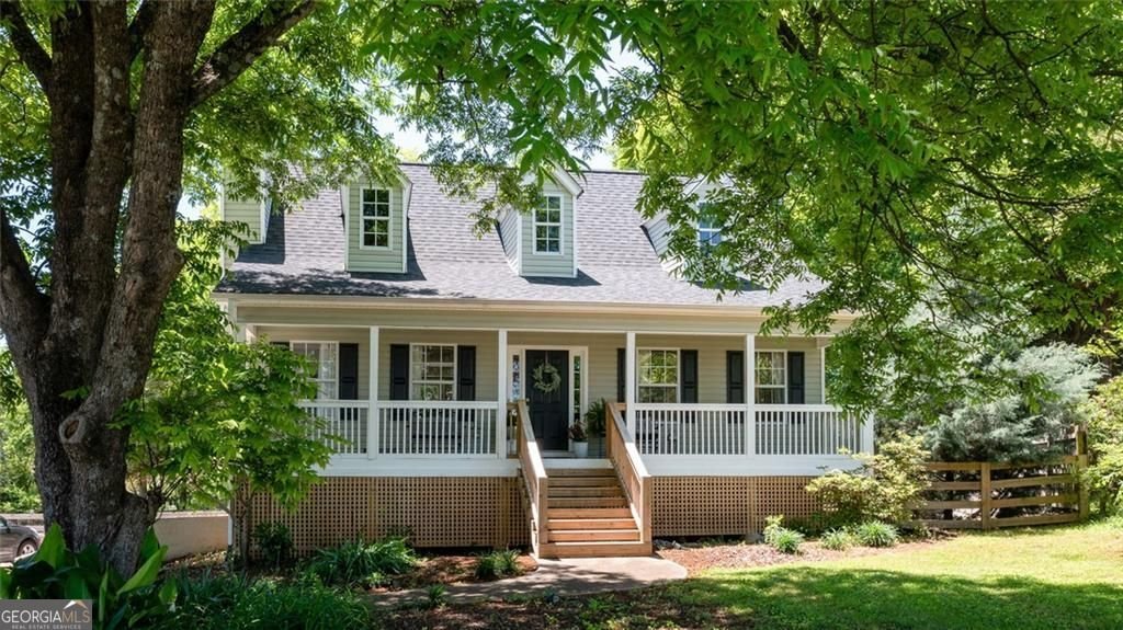 8635 Camberley Way Gainesville - 1