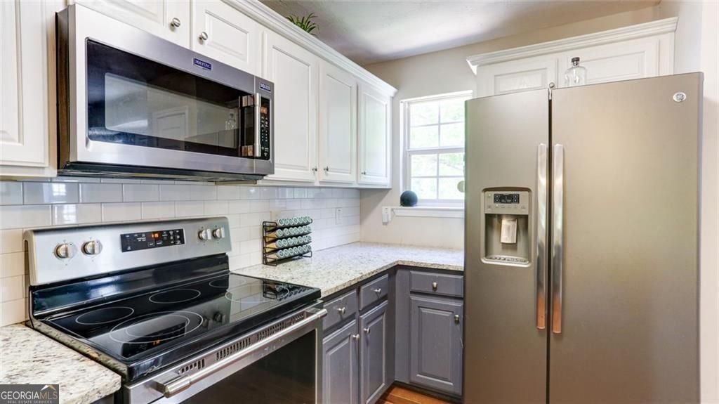 8635 Camberley Way Gainesville - 19