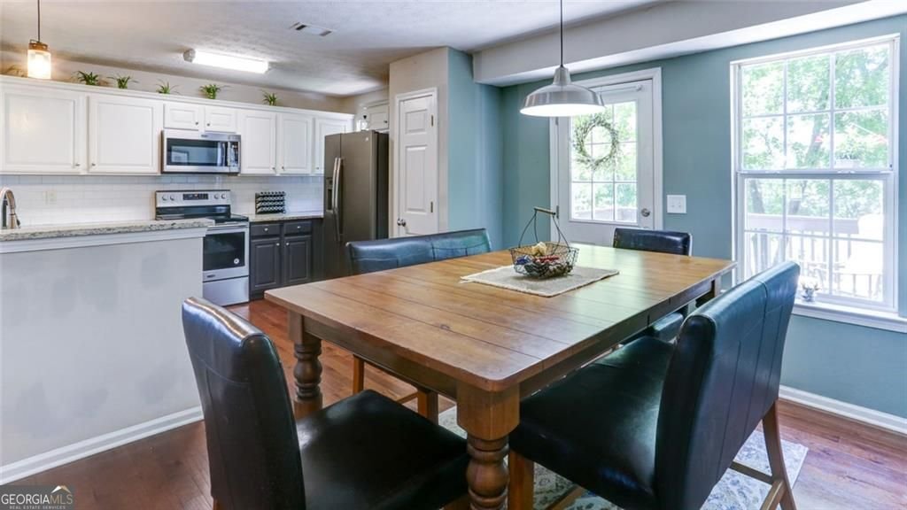 8635 Camberley Way Gainesville - 25