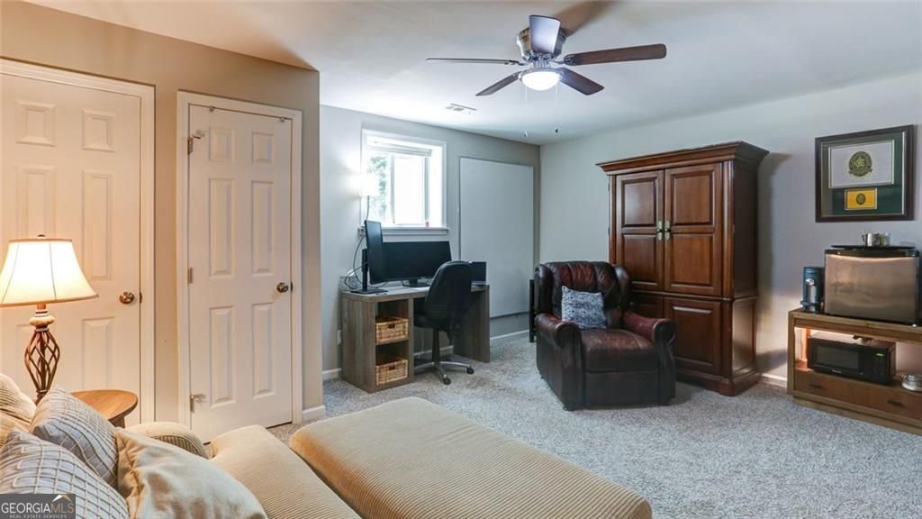 8635 Camberley Way Gainesville - 38