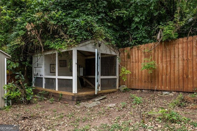 2279 Sutton Street Atlanta - 2