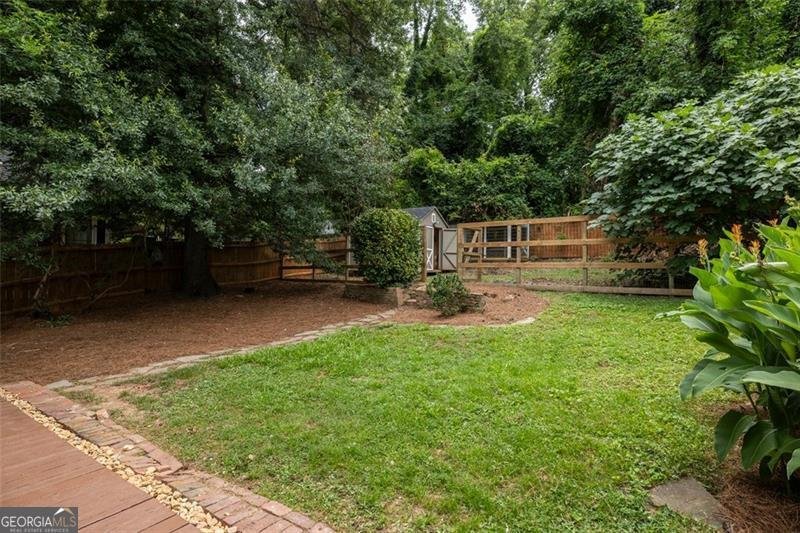 2279 Sutton Street Atlanta - 29