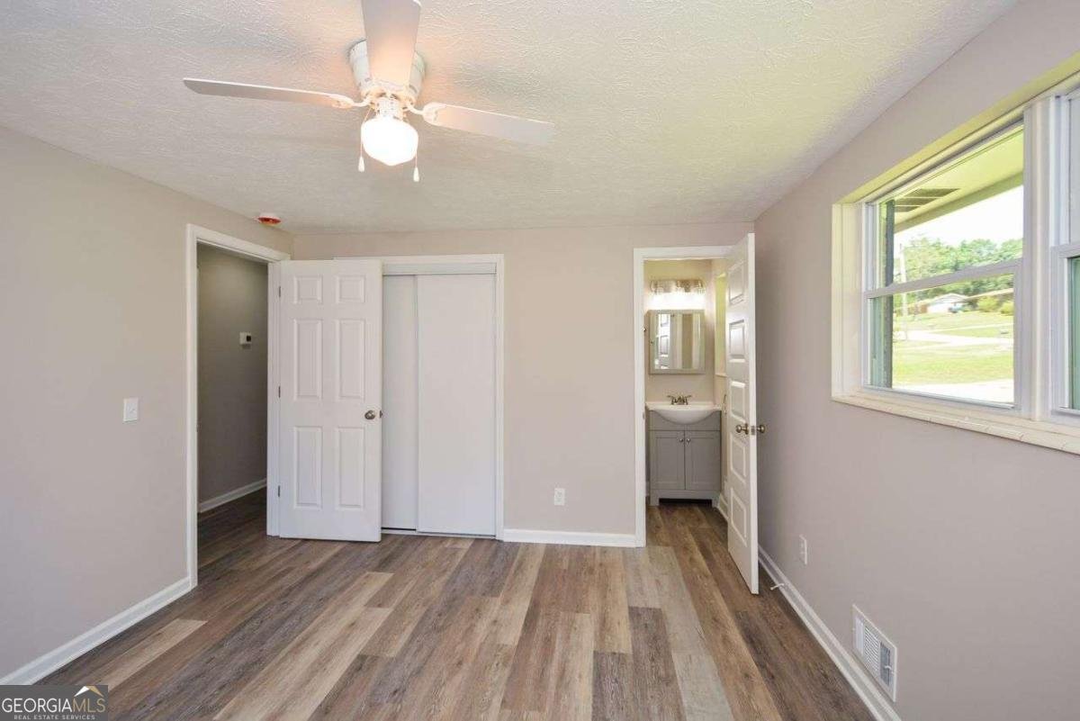 5875 Bear Drive Douglasville - 20