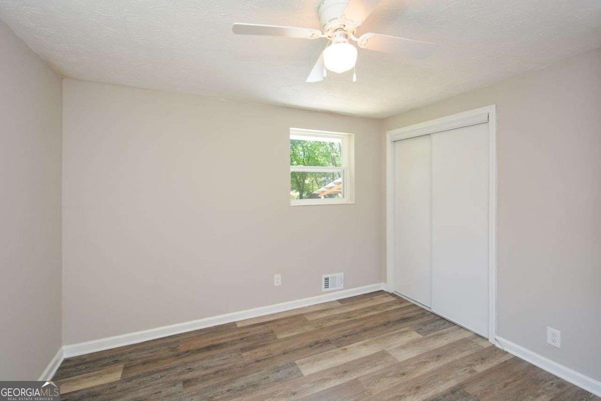 5875 Bear Drive Douglasville - 27