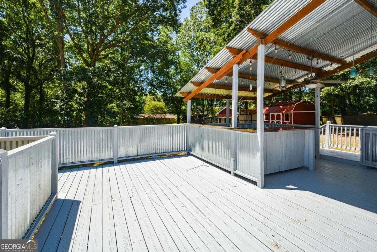 5875 Bear Drive Douglasville - 36