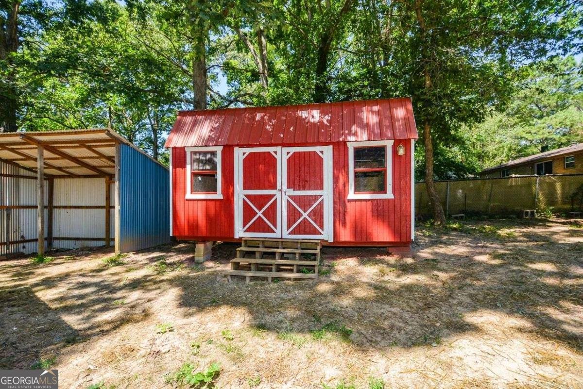 5875 Bear Drive Douglasville - 5