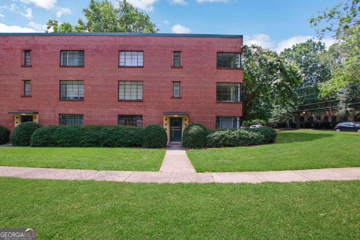 1174 Briarcliff Road Atlanta - 25