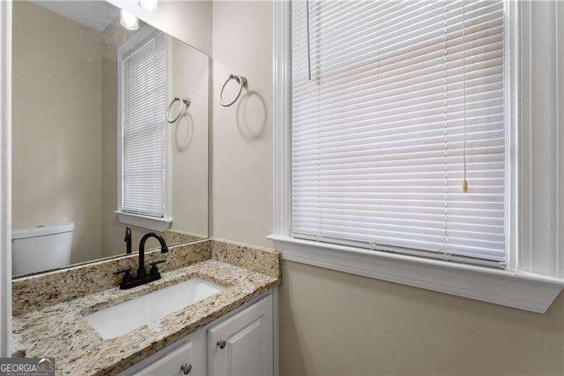 1811 Lake Cove Drive Atlanta - 11