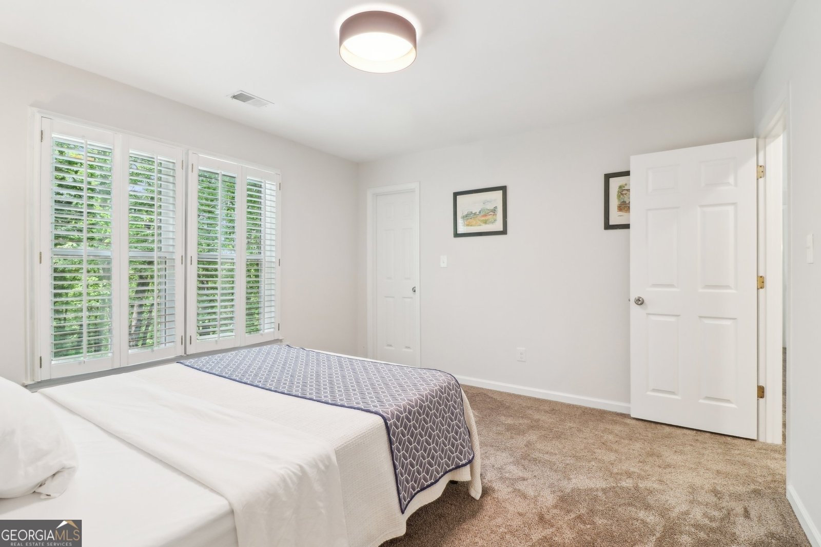 210 Willow Lake Cove Roswell - 1