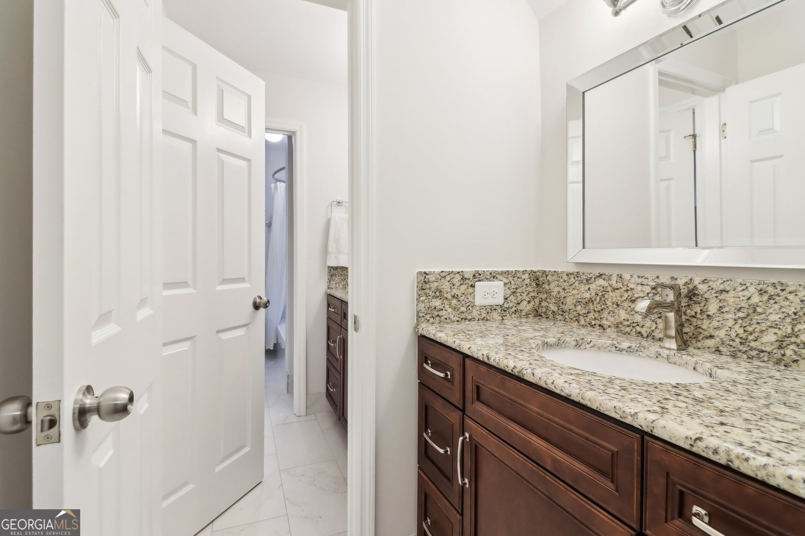 210 Willow Lake Cove Roswell - 2