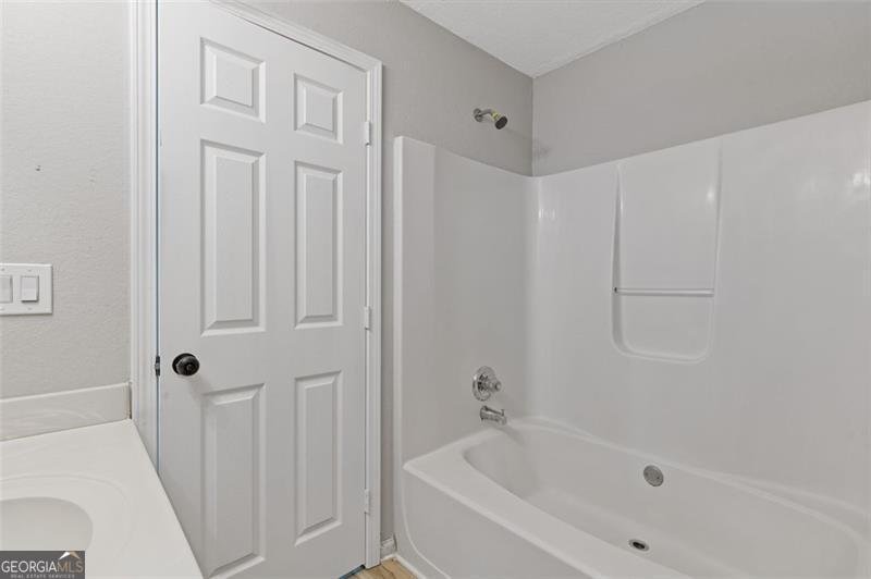 378 BROOKVIEW Drive Riverdale - 5