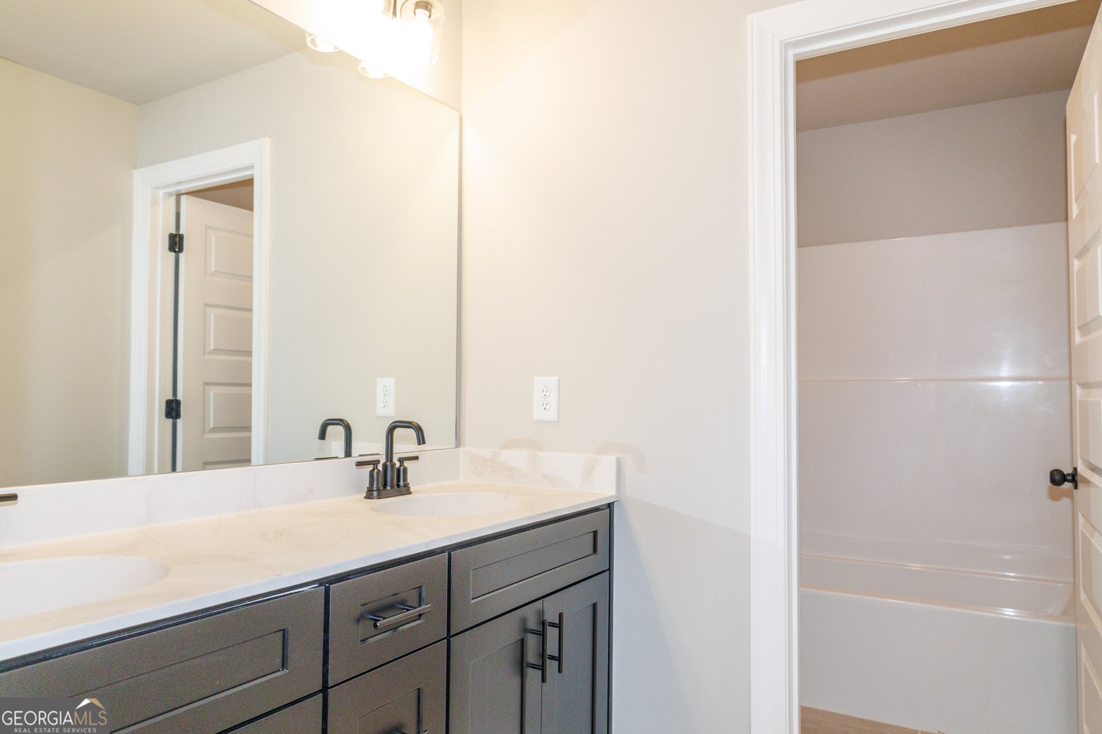 310 Atlantica Drive Newnan - 33