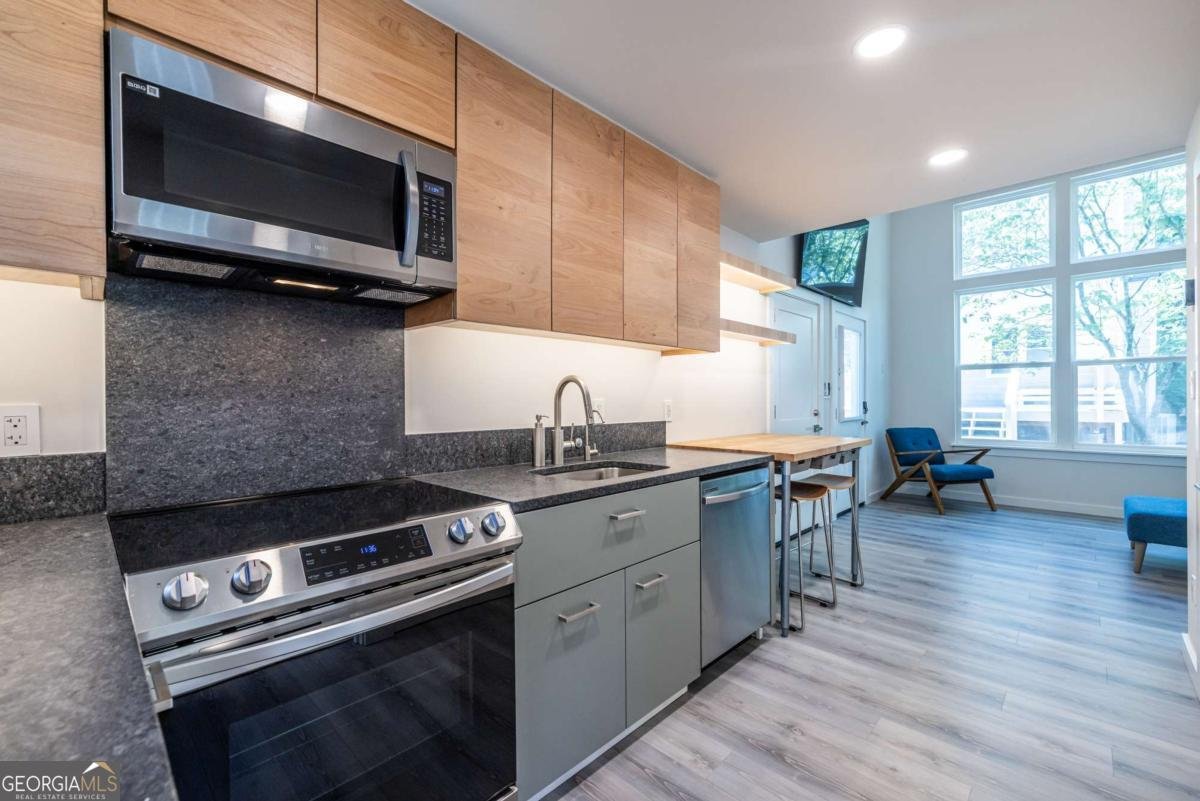 308 Georgia Avenue Atlanta - 79