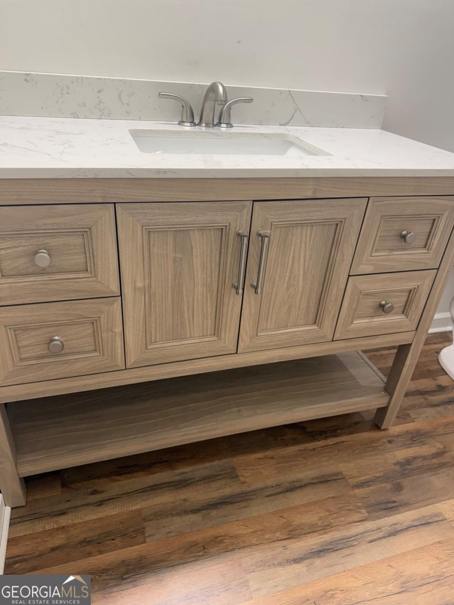 633 Langston Drive Atlanta - 21