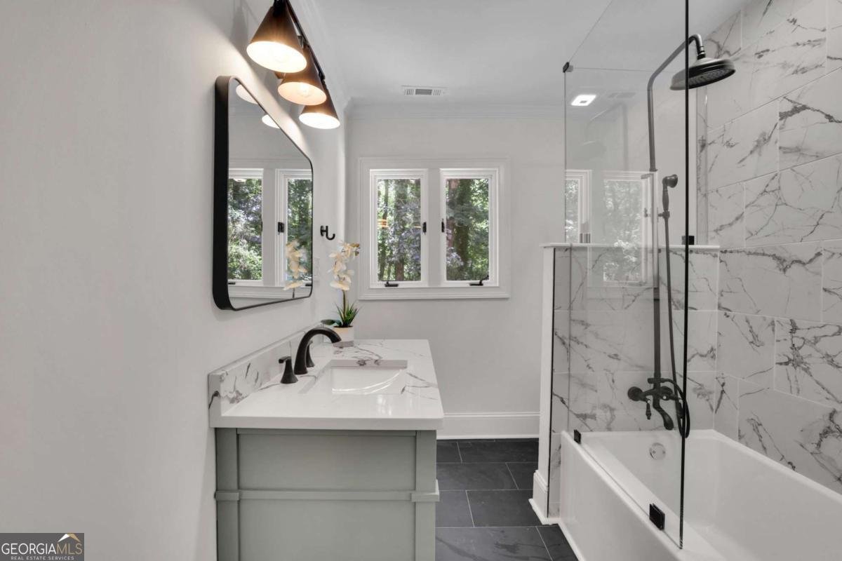 2858 Mornington Drive Atlanta - 2