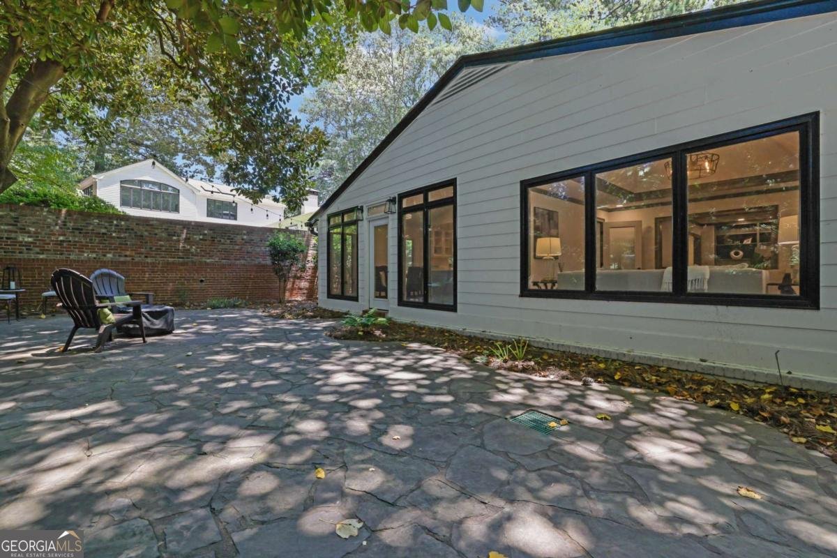 2858 Mornington Drive Atlanta - 29