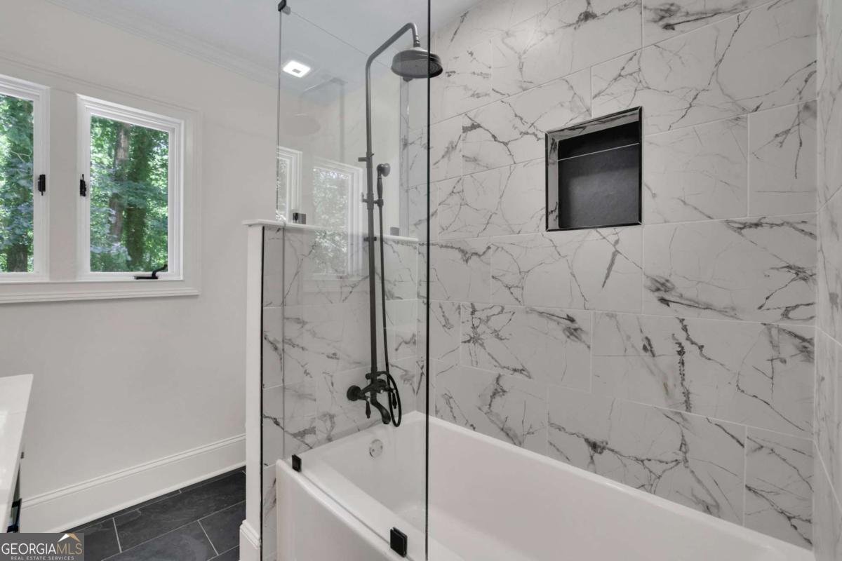 2858 Mornington Drive Atlanta - 4