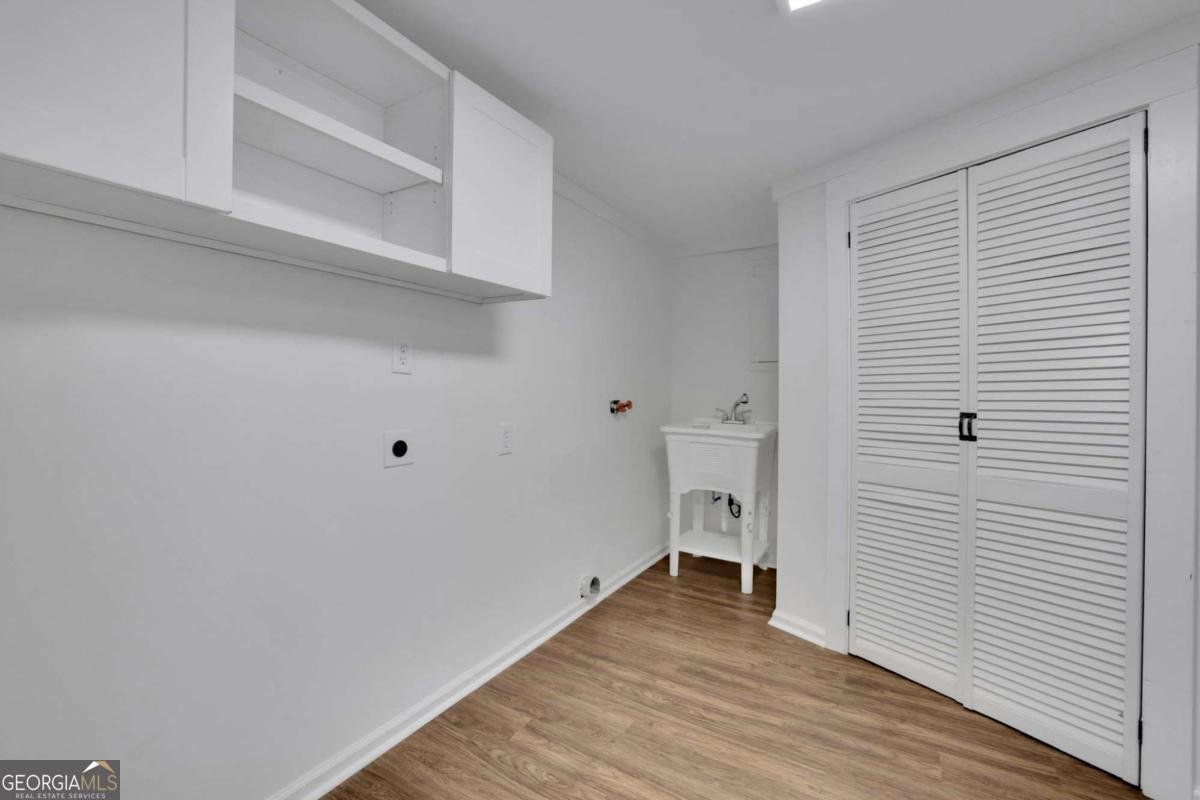 2858 Mornington Drive Atlanta - 72