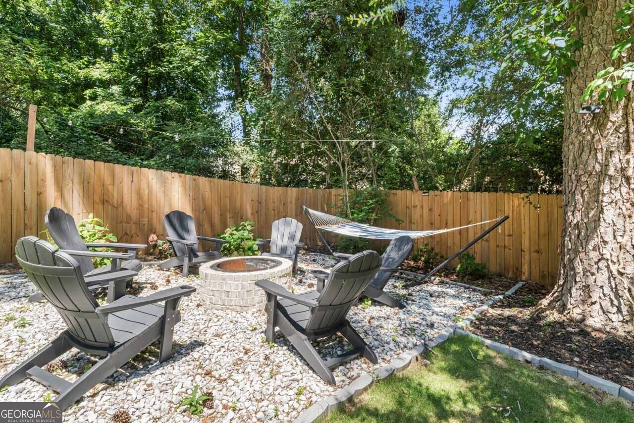2449 Crestdale Circle SE Atlanta - 28