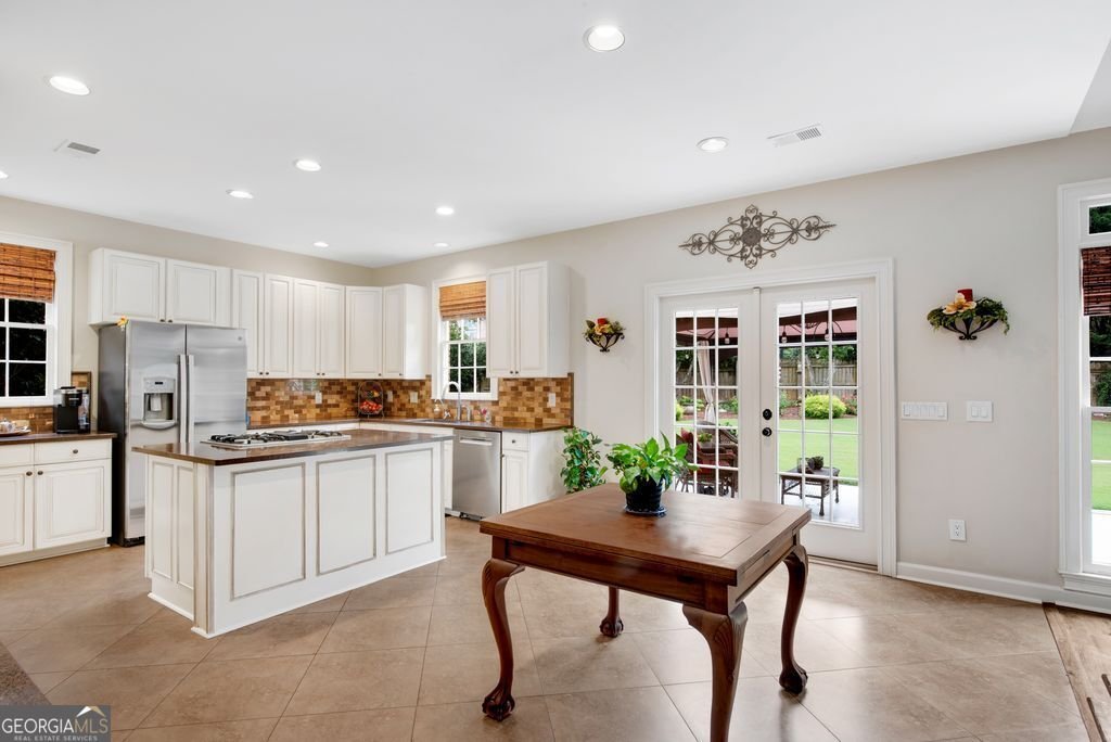 9355 HEATHERTON Johns Creek - 12