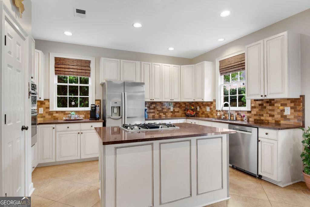 9355 HEATHERTON Johns Creek - 13