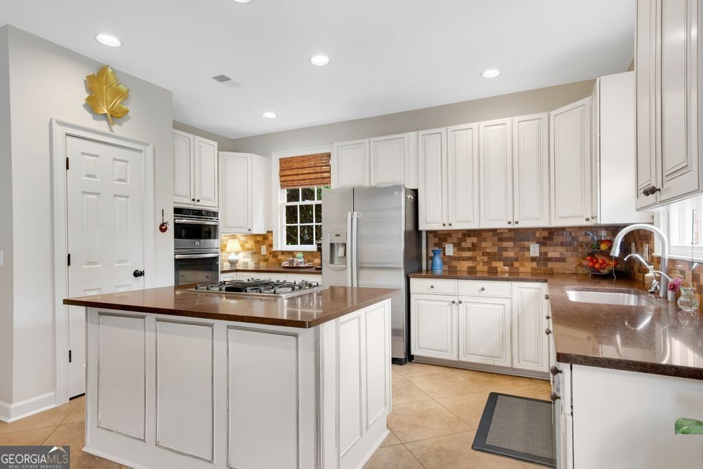 9355 HEATHERTON Johns Creek - 14