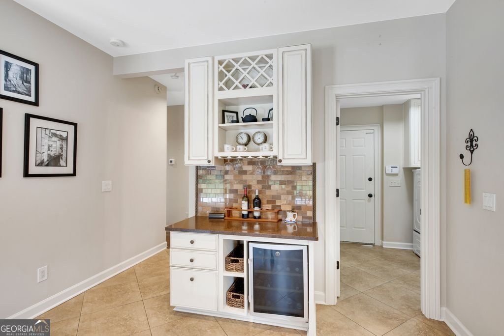 9355 HEATHERTON Johns Creek - 16