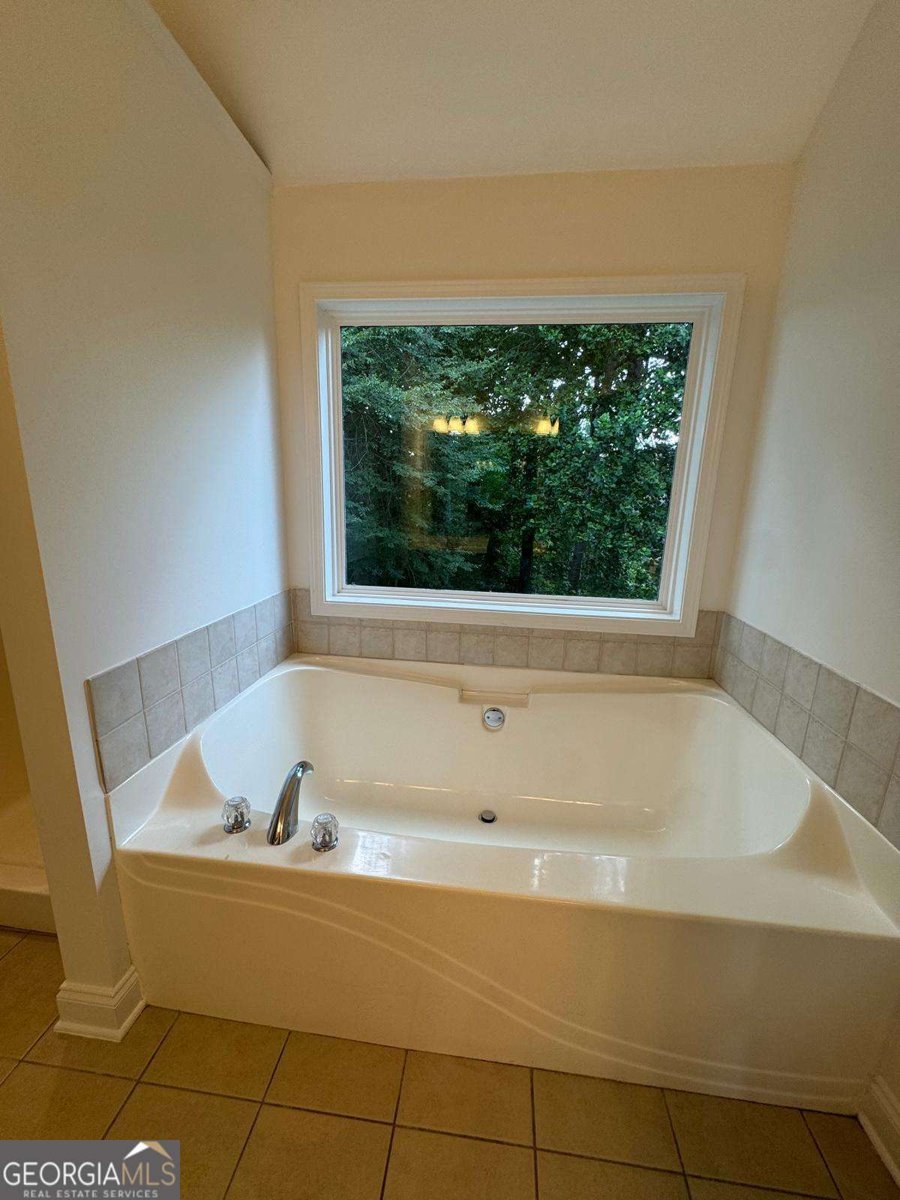 122 Arena Trail Dallas - 12