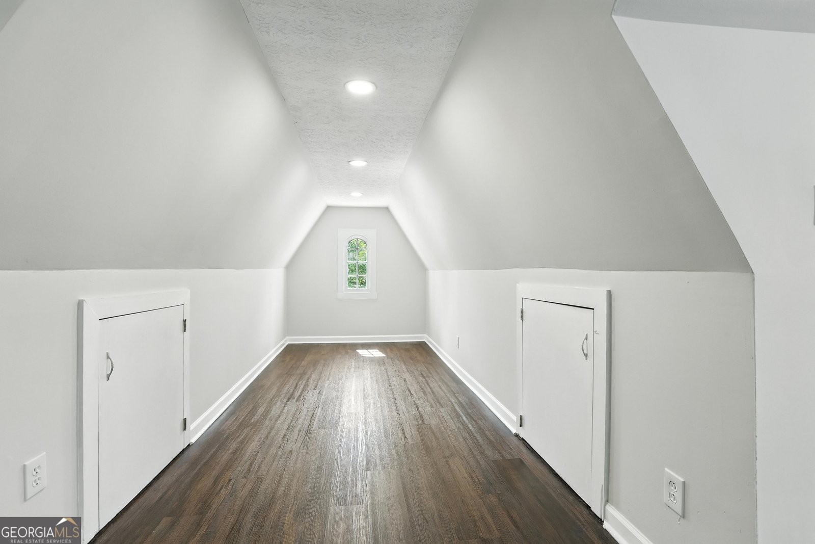 2901 Peabody Avenue Columbus - 26