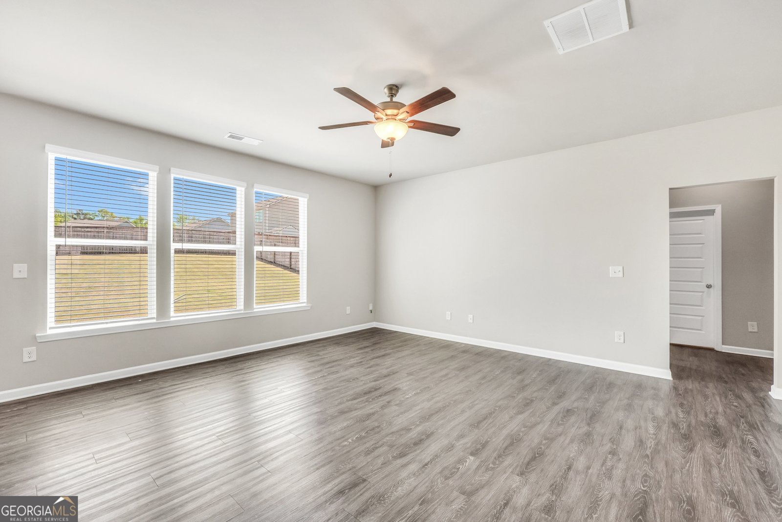 266 Presidents Way Forsyth - 26