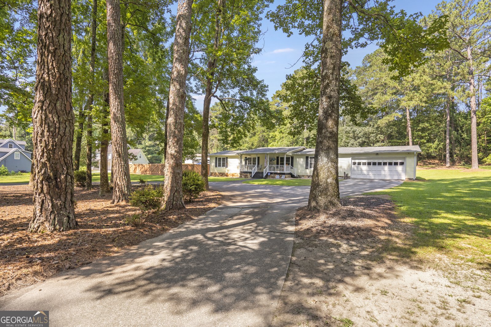 8065 NORRIS LAKE Road Snellville - 3