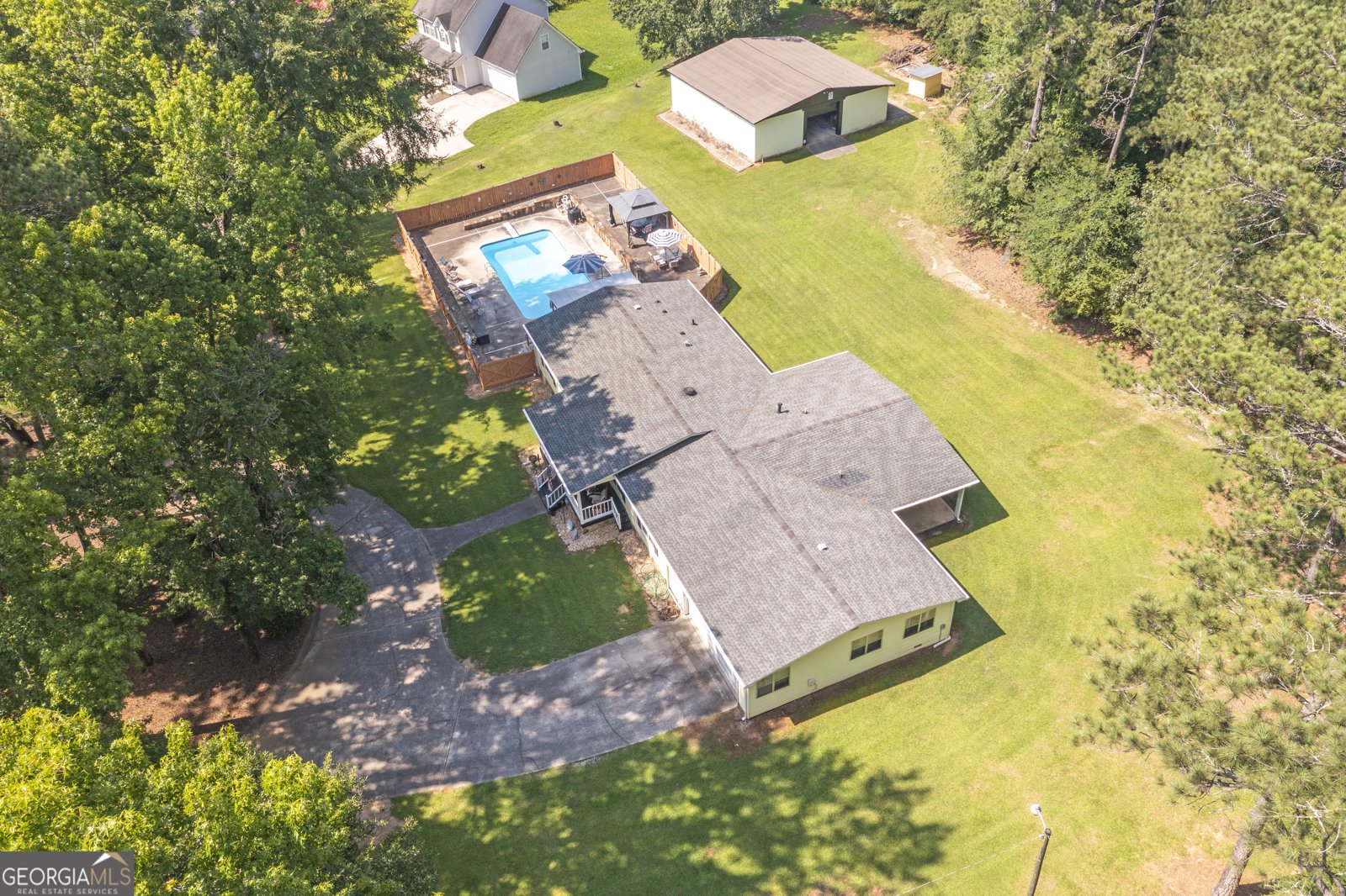 8065 NORRIS LAKE Road Snellville - 6