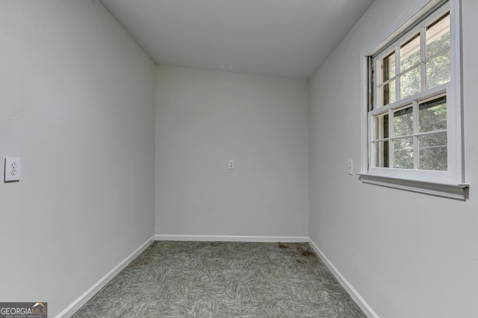 537 Rollingwood Drive Stone Mountain - 55