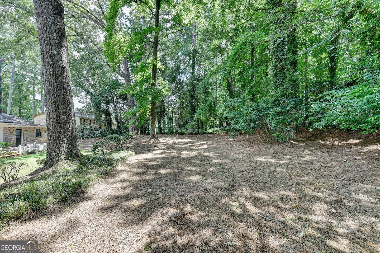 537 Rollingwood Drive Stone Mountain - 76