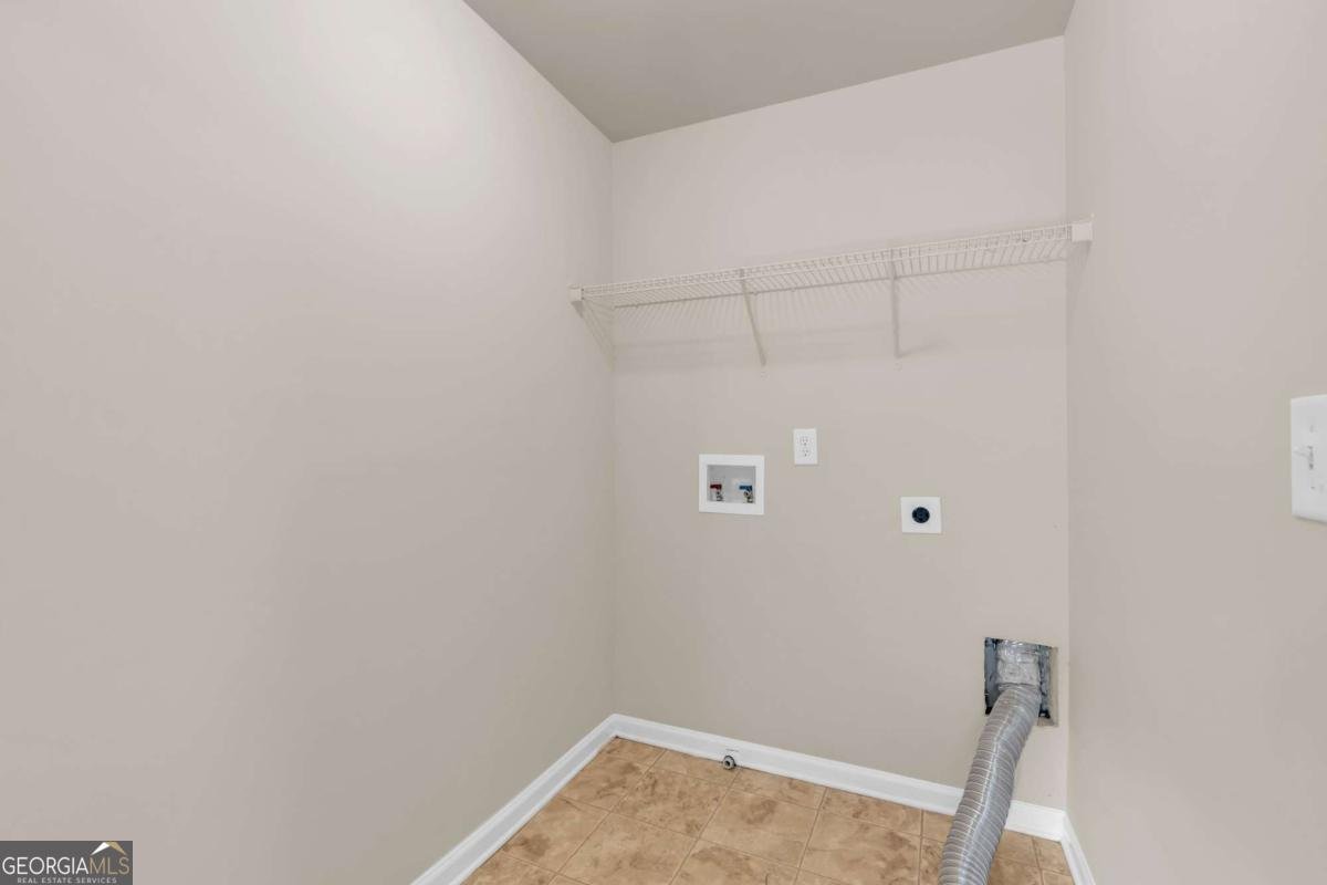 6126 Barker Landing Sugar Hill - 15