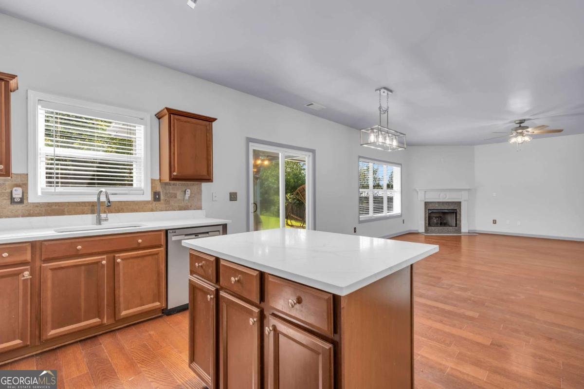 6126 Barker Landing Sugar Hill - 9