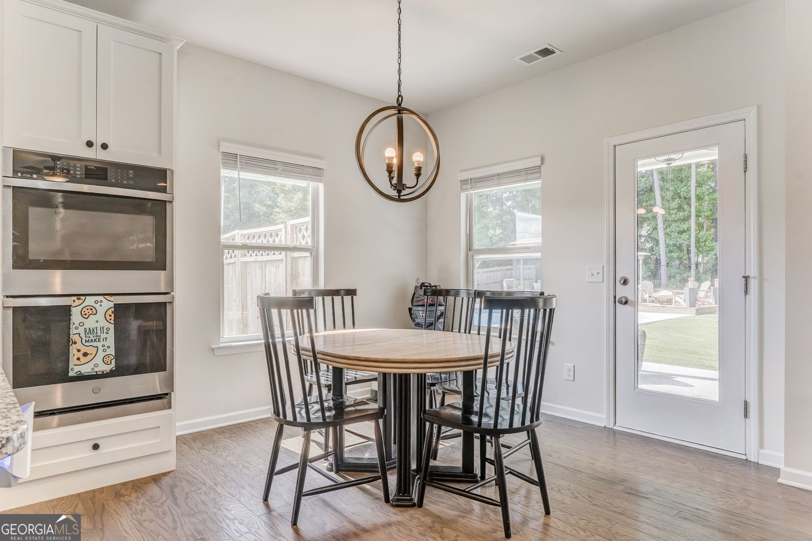 405 BENSTONE Drive Calhoun - 18