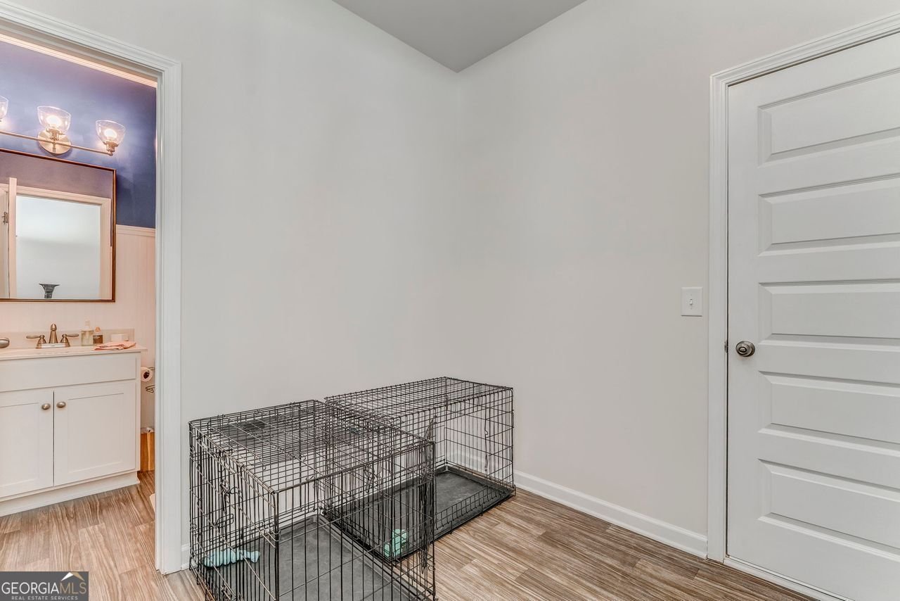 405 BENSTONE Drive Calhoun - 25