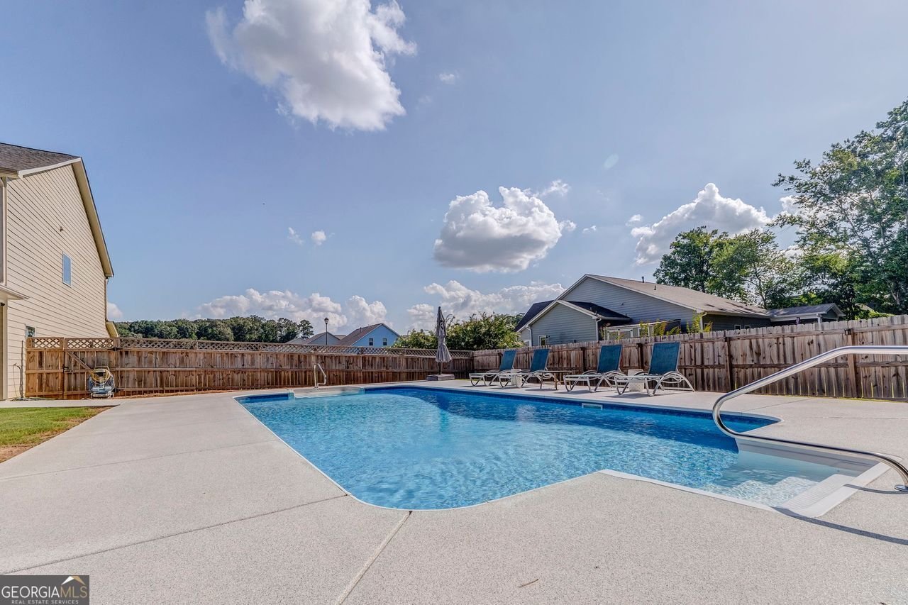 405 BENSTONE Drive Calhoun - 6