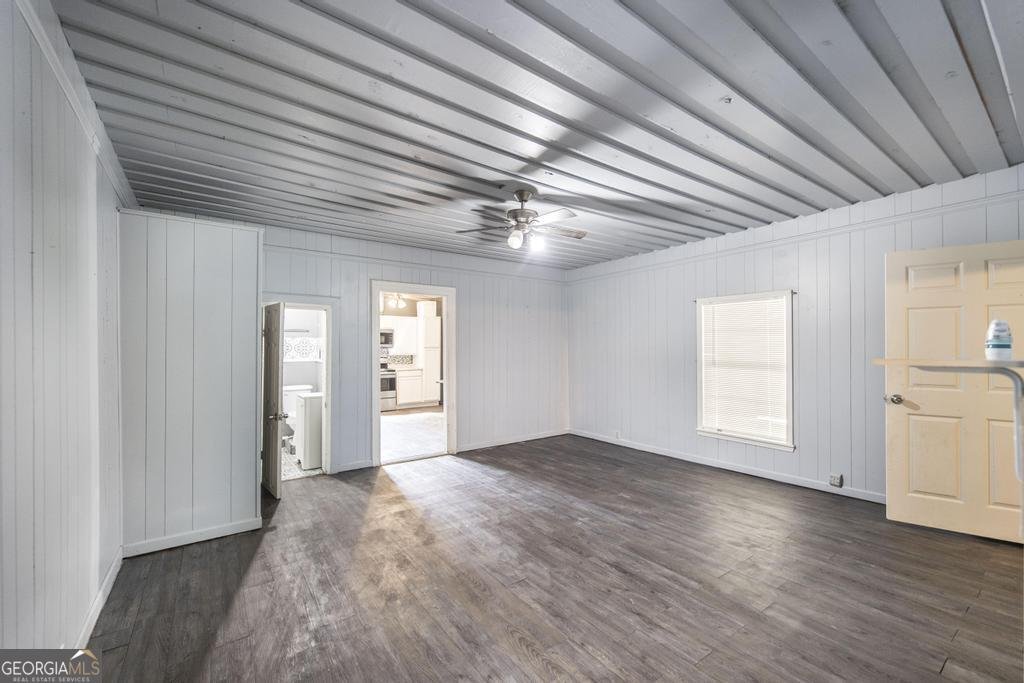 5422 1st Avenue Eastman - 17