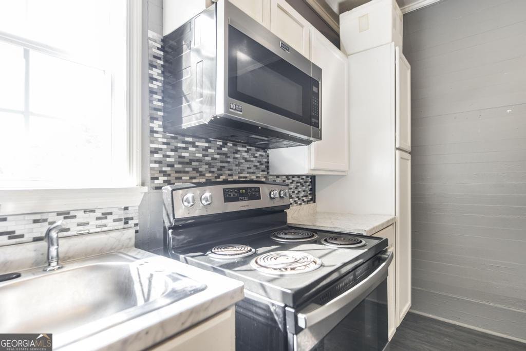 5422 1st Avenue Eastman - 22
