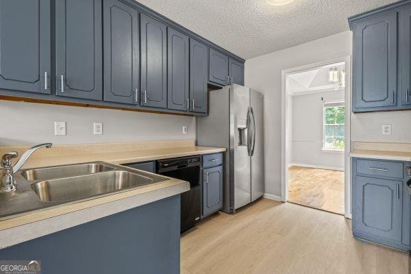 5873 Colonnade Rex - 5