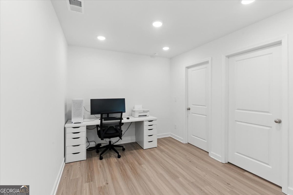 1086 Mornington Way Marietta - 2