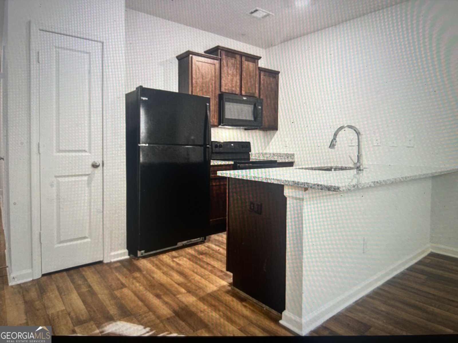 915 Highwood Lane East Point - 3