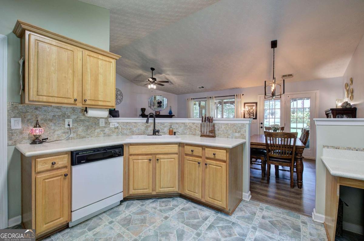 3285 Liberty Commons Drive Kennesaw - 16
