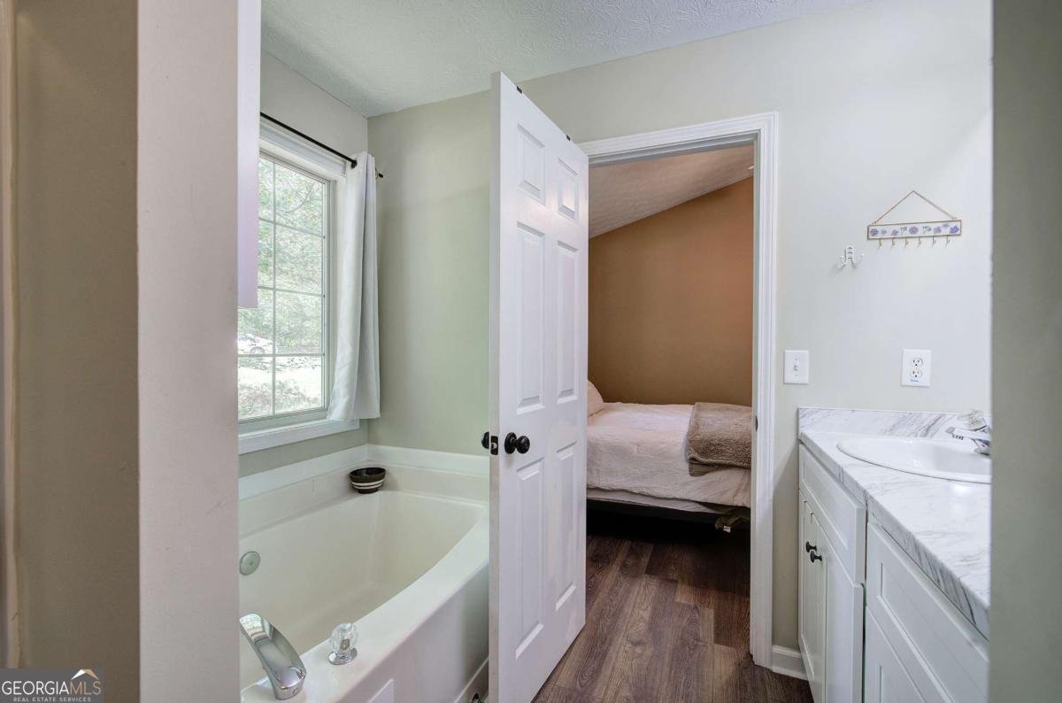 3285 Liberty Commons Drive Kennesaw - 28