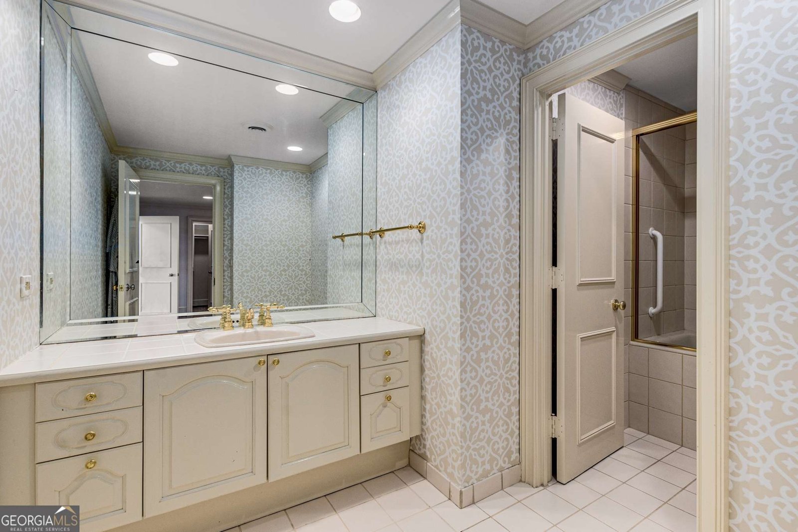 2660 Peachtree Road Atlanta - 26