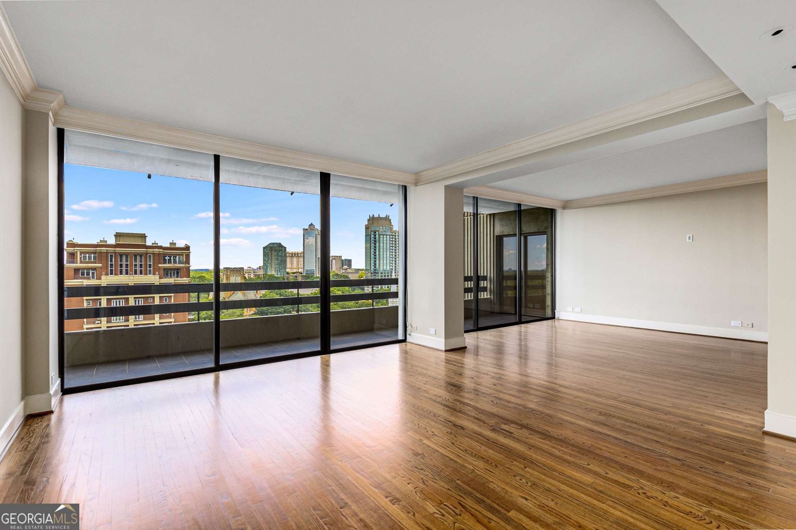2660 Peachtree Road Atlanta - 27
