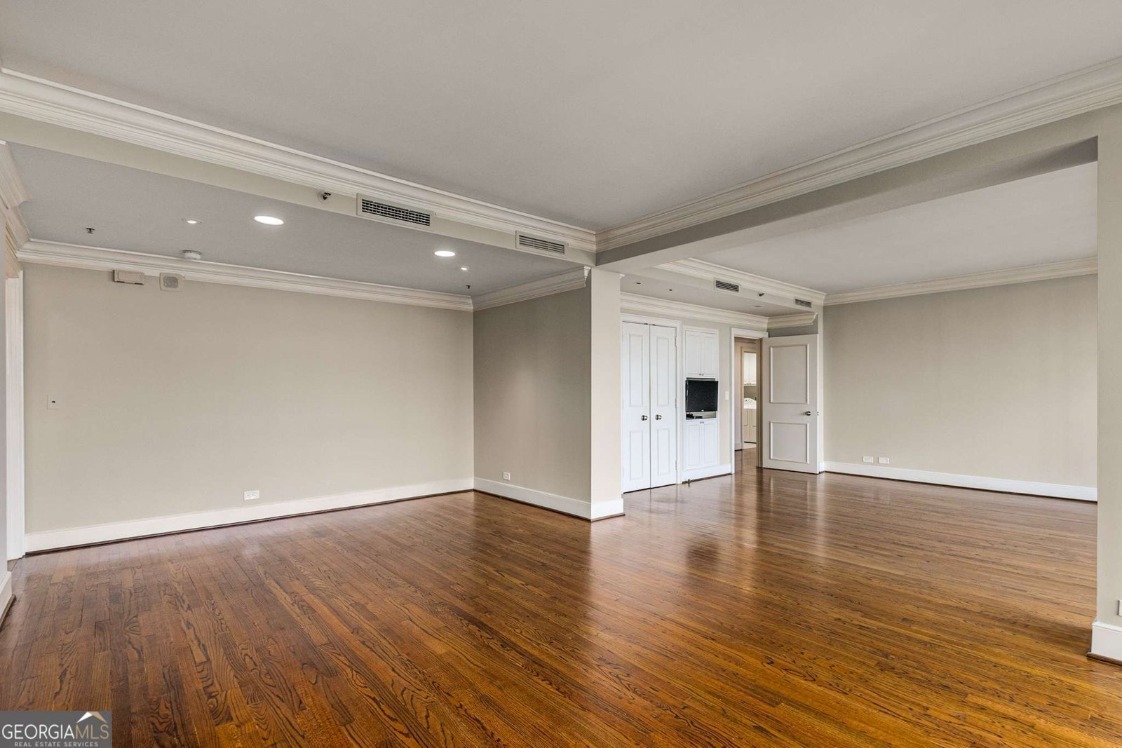 2660 Peachtree Road Atlanta - 30