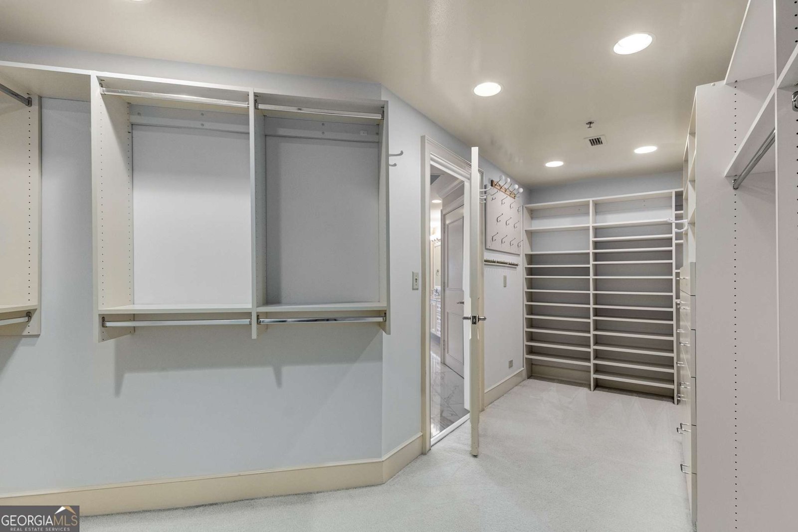 2660 Peachtree Road Atlanta - 33
